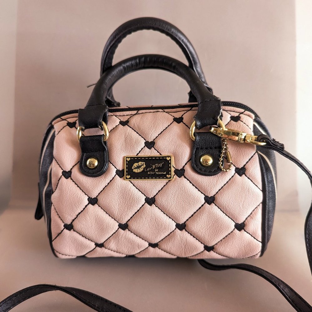 [SOLD] Betsey Johnson Clutch With Crossbody Strap